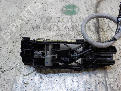Front right exterior door handle VW GOLF VI (5K1) 1.2 TSI | BP3856945C129 