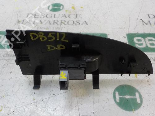 Right front window switch SEAT LEON (1P1) 1.9 TDI | BP3867657I26