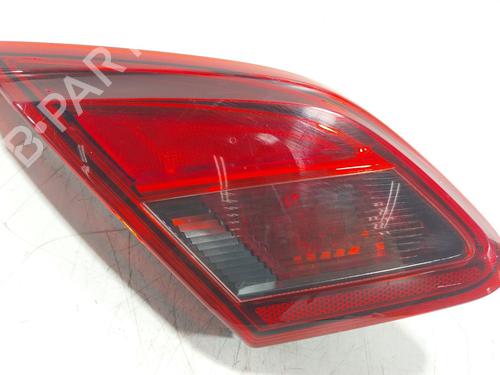 Venstre baglygte bagklap OPEL CORSA E (X15) 1.4 (08, 68) (90 hp) 27649021