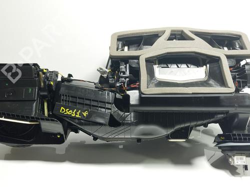 Used Heater matrix box Heater matrix box BMW XM (G09) XM All-wheel Drive (653 hp) 33632195 33632195