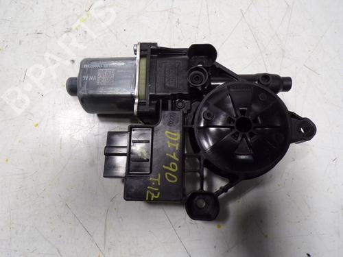 Used Left rear window motor Left rear window motor SEAT LEON (5F1) 1.6 TDI (90 hp) 8668411 8668411