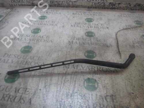 Used Front windshield wiper arm CITROËN C4 I (LC_) 1.6 HDi (90 hp) 3831987
