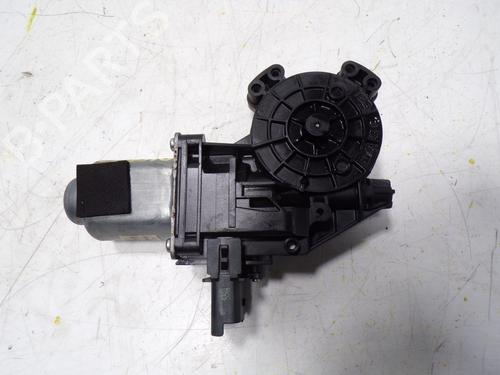 Used Left front window motor RENAULT MEGANE IV Hatchback (B9A/M/N_) [2015-2025]  8643380