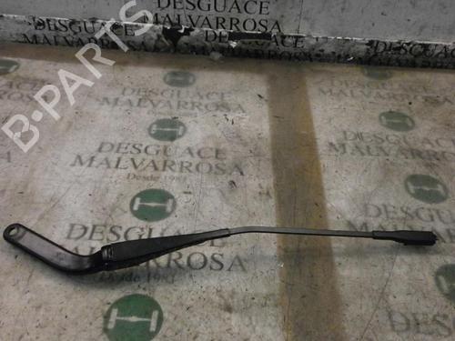 Used Front windshield wiper arm Front windshield wiper arm BMW 1 (E87) 118 d (143 hp) 3740321 3740321