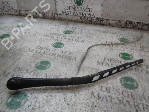 Used Front windshield wiper arm BMW 5 (E60) 530 d (218 hp) 3836624