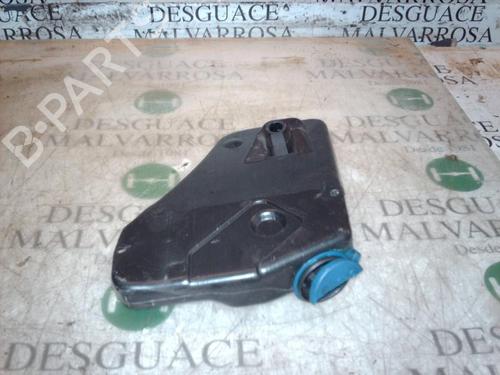 Used Windscreen washer tank PEUGEOT 205 II (20A/C) 1.8 Diesel (60 hp) 7413129