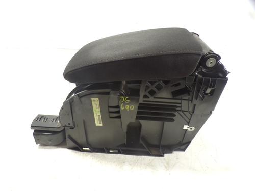 Armlæn Armlæn VW GOLF VI (5K1) 2.0 TDI (110 hp) 7577902 7577902