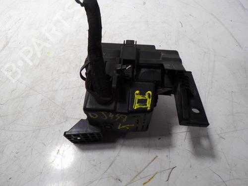 Used Fuse box Fuse box RENAULT SCÉNIC III (JZ0/1_) [2008-2016] 10089380 10089380