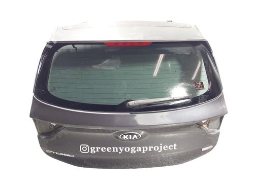 tailgate-kia-stonic-yb-2017-30958432 main image