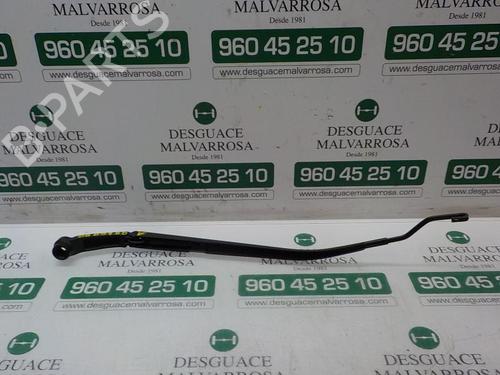 Front windshield wiper arm HYUNDAI i20 II (GB, IB) 1.2 | BP3869593C143 