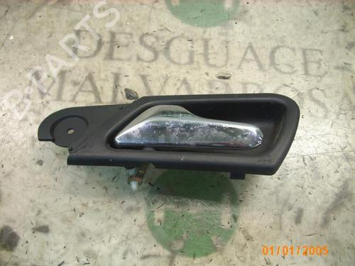 Venstre foran invendig håndtak MERCEDES-BENZ C-CLASS (W203) [2000-2007]  3785051