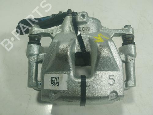 Used Right front brake caliper Right front brake caliper TOYOTA YARIS CROSS (MXP_) 1.5 Hybrid (MXPJ10) (116 hp) 18838634 18838634