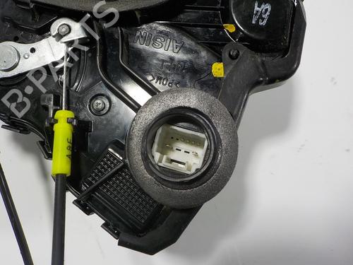 Front left lock TOYOTA AURIS (_E18_) 1.4 D-4D (NDE180_, NDE180R) | BP13371857C98 