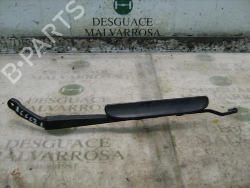 Used Front windshield wiper arm Front windshield wiper arm 4021276 4021276