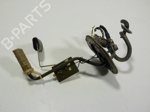 Used Fuel pump Fuel pump HYUNDAI SANTA FÉ I (SM) 2.0 CRDi (113 hp) 13711020 13711020