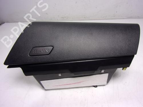 Used Glove box Glove box TOYOTA HILUX VIII Pickup (_N1_) 2.8 TD 4WD (GUN126) (204 hp) 15970334 15970334