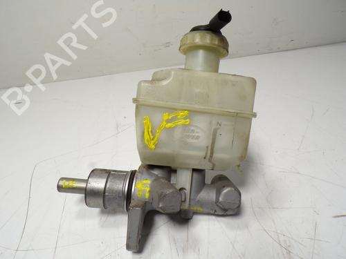 Used Brake master cylinder LAND ROVER DISCOVERY III (L319) 2.7 TD 4x4 (190 hp) 13299397