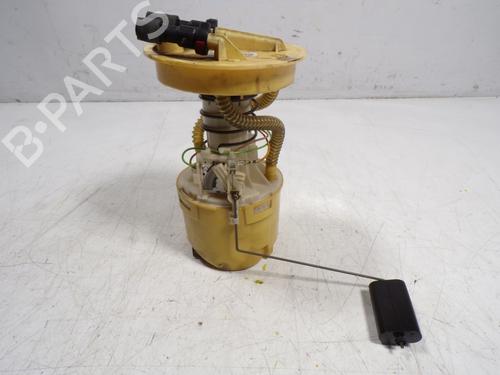 Used Fuel pump VOLVO C30 (533) 1.6 D (109 hp) 8882093