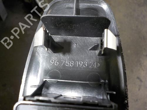 Left front window switch PEUGEOT 208 I (CA_, CC_) 1.6 BlueHDi 100 | BP11819324I27