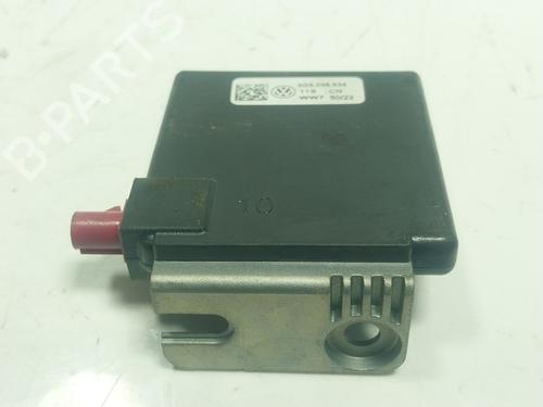 Used Electronic module Electronic module VW TOURAN (5T1) 2.0 TDI (122 hp) 19404578 19404578