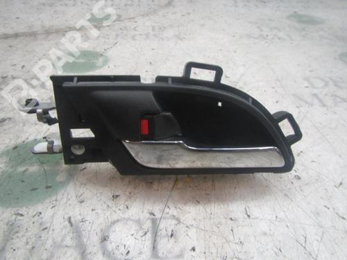 Used Front left interior door handle Front left interior door handle HONDA CR-V II (RD_) 2.2 CTDi (RD9) (140 hp) 4017196 4017196