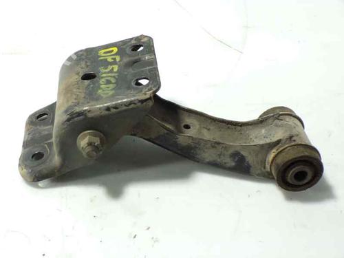 Used Right front suspension arm NISSAN PRIMERA Hatchback (P11) [1996-2002]  8141887