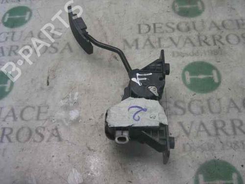 Used Pedal Pedal MITSUBISHI L200 / TRITON (KA_T, KB_T) 2.5 DI-D (KA4T) (136 hp) 3741882 3741882
