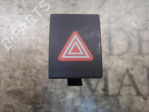 Used Warning switch VW POLO IV (9N_, 9A_) 1.4 16V (80 hp) 3796361
