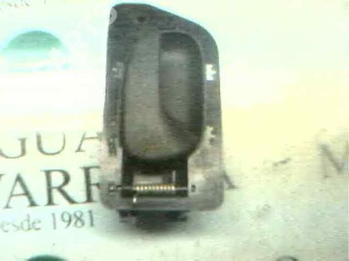 Used Front left interior door handle Front left interior door handle RENAULT LAGUNA I (B56_, 556_) 1.6 16V (B568, B561) (107 hp) 3759627 3759627