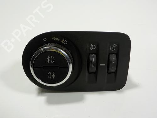 Used Headlight switch Headlight switch OPEL CORSA E (X15) 1.4 (08, 68) (90 hp) 12979971 12979971