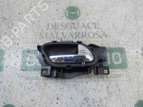 Used Rear right interior door handle Rear right interior door handle 4766611 4766611