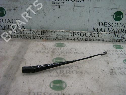 Used Front windshield wiper arm FORD ESCORT V Saloon (AFL) [1993-1995]  3747955