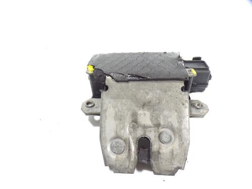 Used Tailgate lock LAND ROVER RANGE ROVER SPORT I (L320) 2.7 D 4x4 (190 hp) 8286478