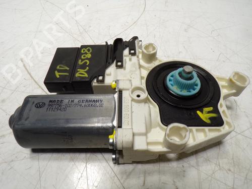 Portierruitmotor rechtsachter VW GOLF VI (5K1) 1.6 TDI (105 hp) 16017036