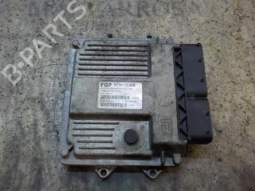 engine-control-unit-ecu-suzuki-swift-iii-mz-ez-13-ddis-rs413d-2005-3851441 main image