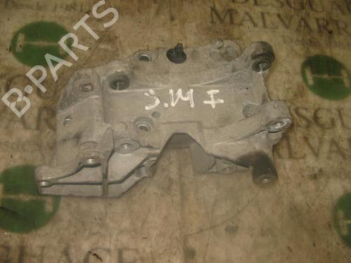 Used Engine mount CITROËN XSARA (N1) 1.6 16V (109 hp) 9086343