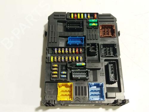 Used Fuse box Fuse box 38787063 38787063