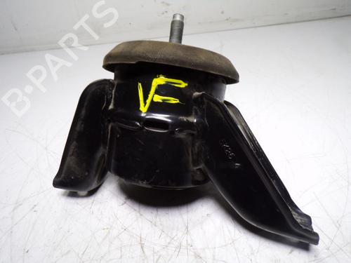 Used Engine mount Engine mount HYUNDAI TUCSON (TL, TLE) 2.0 CRDi (136 hp) 13927240 13927240