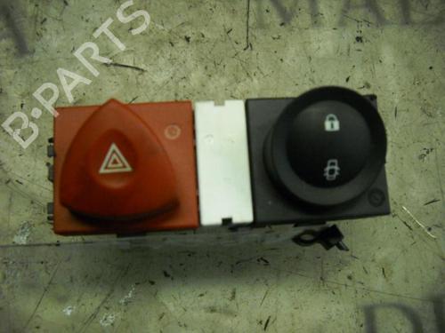 Warnblinkschalter für RENAULT MEGANE II (BM0/1_, CM0/1_) [2001-2012]  3786765