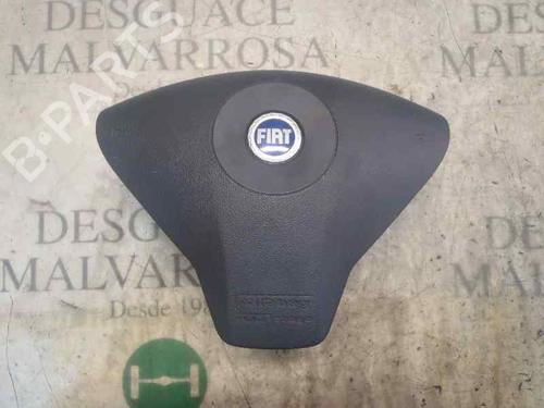 Used Driver airbag Driver airbag FIAT STILO (192_) 1.9 JTD (192_XE1A) (115 hp) 3804560 3804560