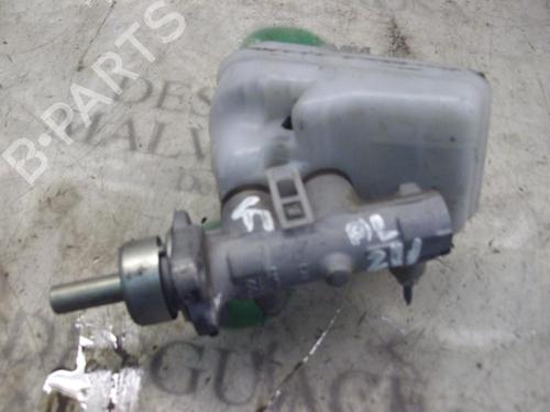 Used Brake master cylinder OPEL CORSA C (X01) 1.7 DI (F08, F68) (65 hp) 3744168