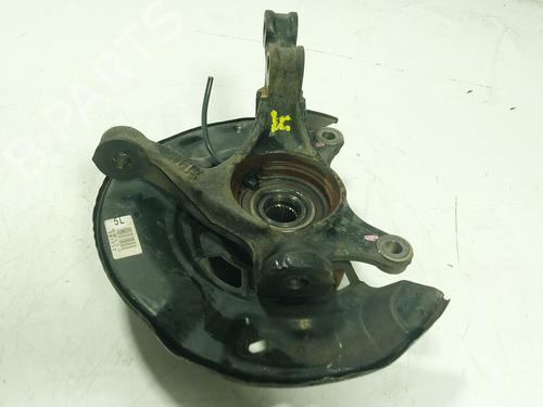 Used Left front steering knuckle TOYOTA YARIS (_P13_) 1.5 Hybrid (NHP130_, NHP130) (101 hp) 32491064
