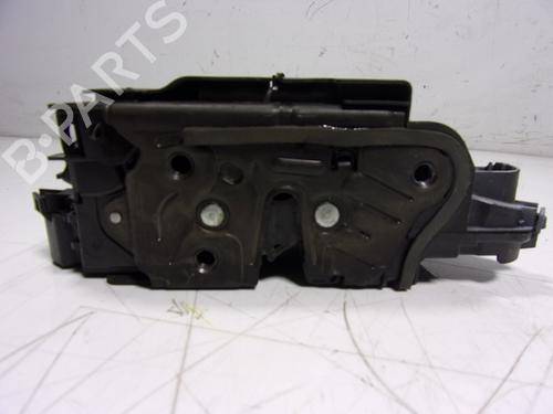 Used Front left lock Front left lock 15839533 15839533