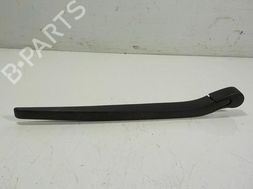Used Rear windshield wiper arm Rear windshield wiper arm 15096780 15096780