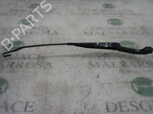 Used Front windshield wiper arm SEAT TOLEDO I (1L2) 1.9 TDI (90 hp) 3749486