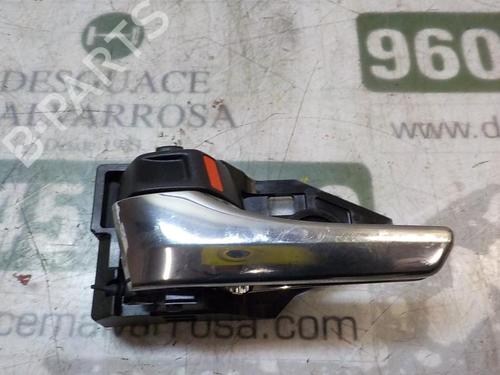 Used Rear left interior door handle TOYOTA RAV 4 IV (_A4_) 2.5 Hybrid 4WD (AVA44_) (155 hp) 3999800