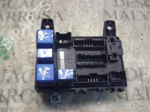 Used Fuse box Fuse box 3795301 3795301
