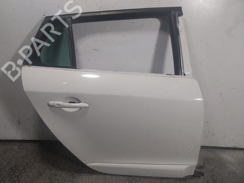Used Right rear door Right rear door 17068971 17068971