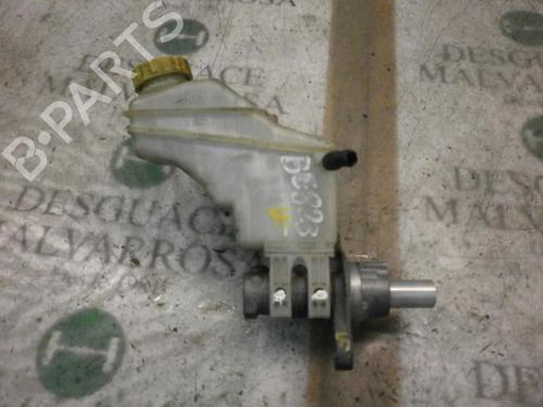 Used Brake master cylinder Brake master cylinder FIAT GRANDE PUNTO (199_) 1.3 D Multijet (75 hp) 3738620 3738620