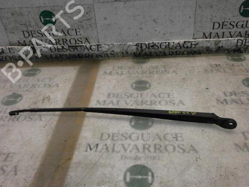 Used Front windshield wiper arm RENAULT LAGUNA II Grandtour (KG0/1_) 1.9 dCi (KG0G) (120 hp) 3787646